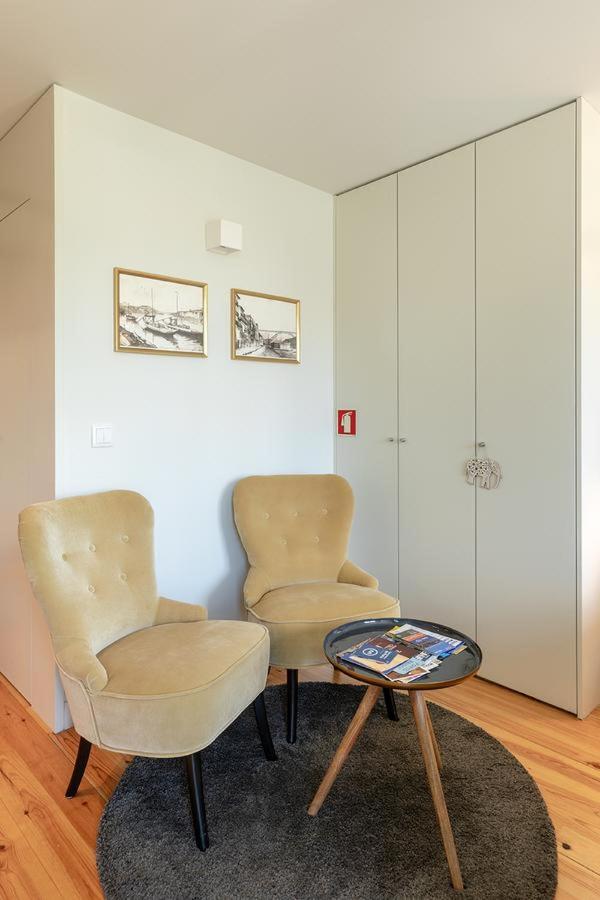 Inside Porto Apartments - Pinheiro Bagian luar foto